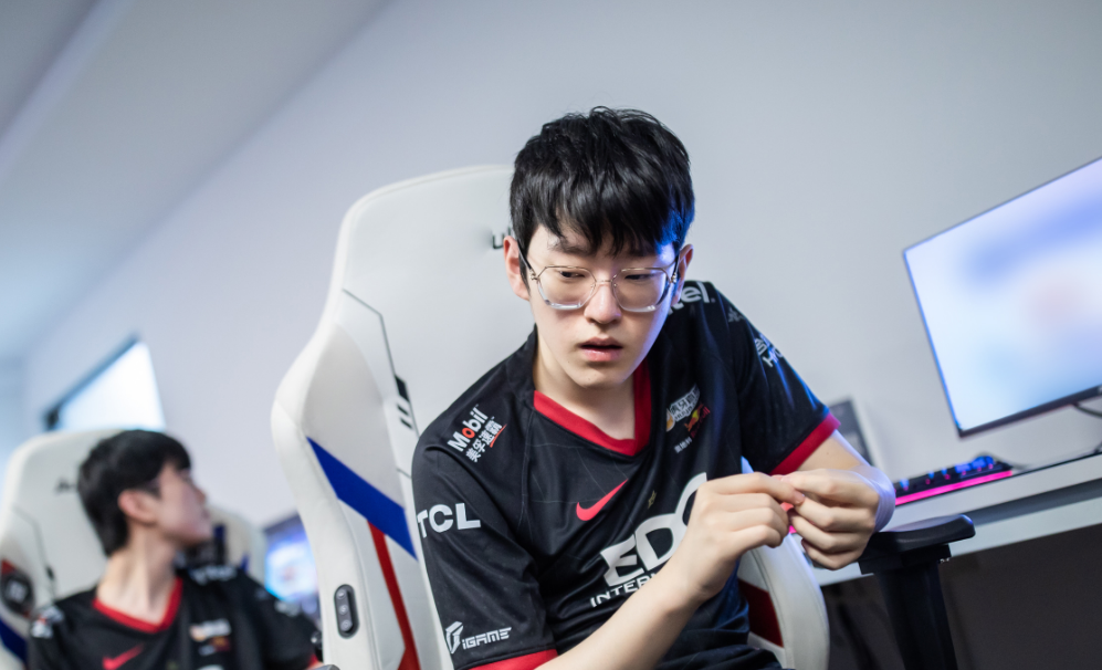 rookie选手世界赛成绩